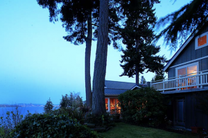 Skiff Point Guest House and Retreat